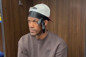快讯配图